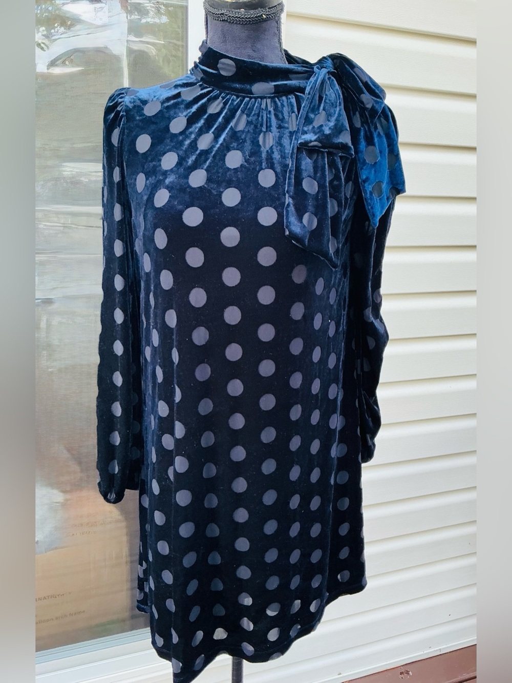 Calvin Klein Navy Velvet Polka Dot Tie-Neck Long Sleeve Dress🥀